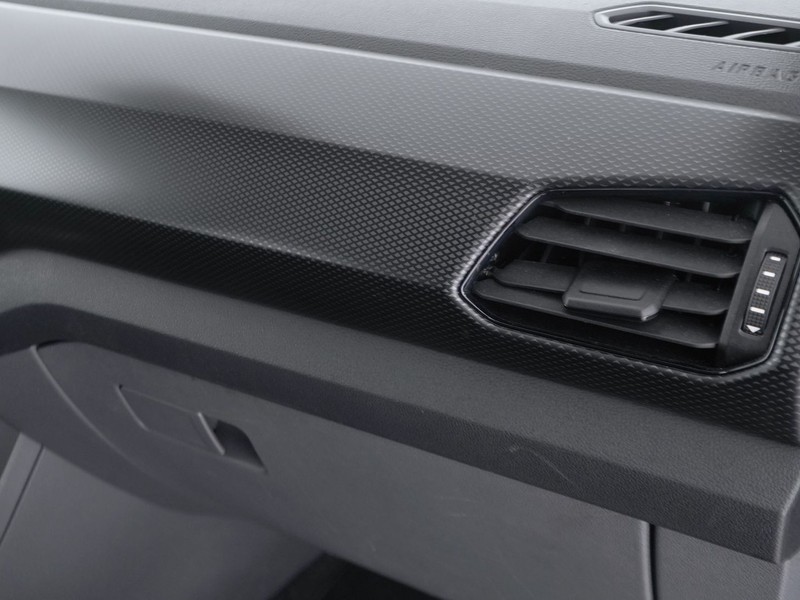 19 - Volkswagen T-Cross 1.0 tsi 110cv style