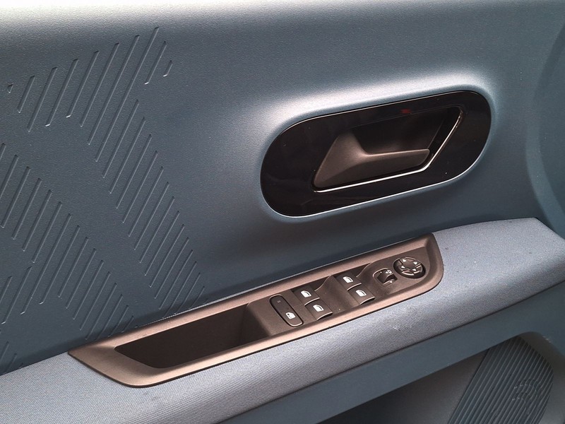 19 - Fiat Grande Panda 1.2 hybrid 110cv la prima