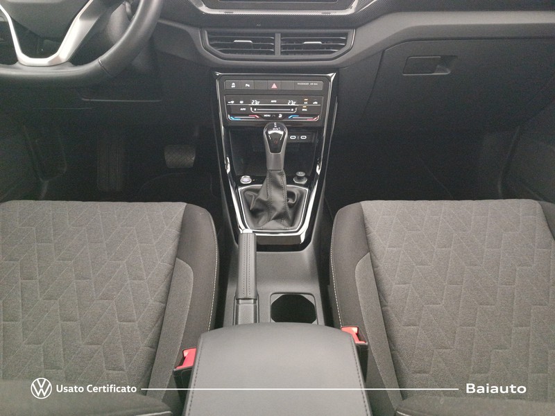 13 - Volkswagen T-Cross 1.0 tsi 115cv life dsg