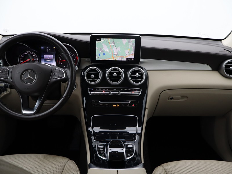 13 - Mercedes GLC suv 350 v6 d exclusive 4matic 9g-tronic