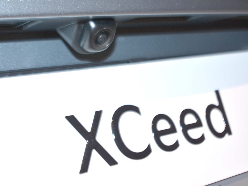 25 - Kia Xceed 1.0 t-gdi mhev 115cv business dct7