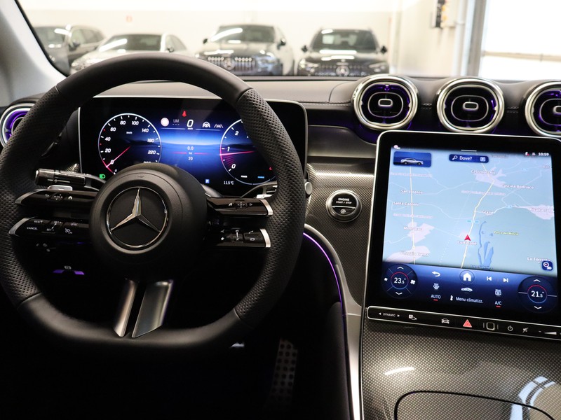 13 - Mercedes GLC coupe 220 d amg line premium 4matic 9g-tronic