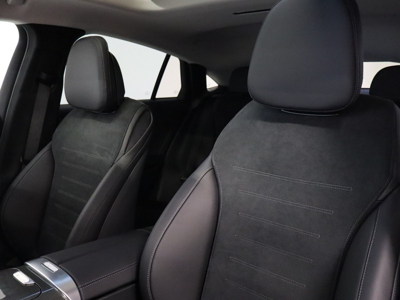 7 - Mercedes GLC coupe 220 d amg line premium 4matic 9g-tronic