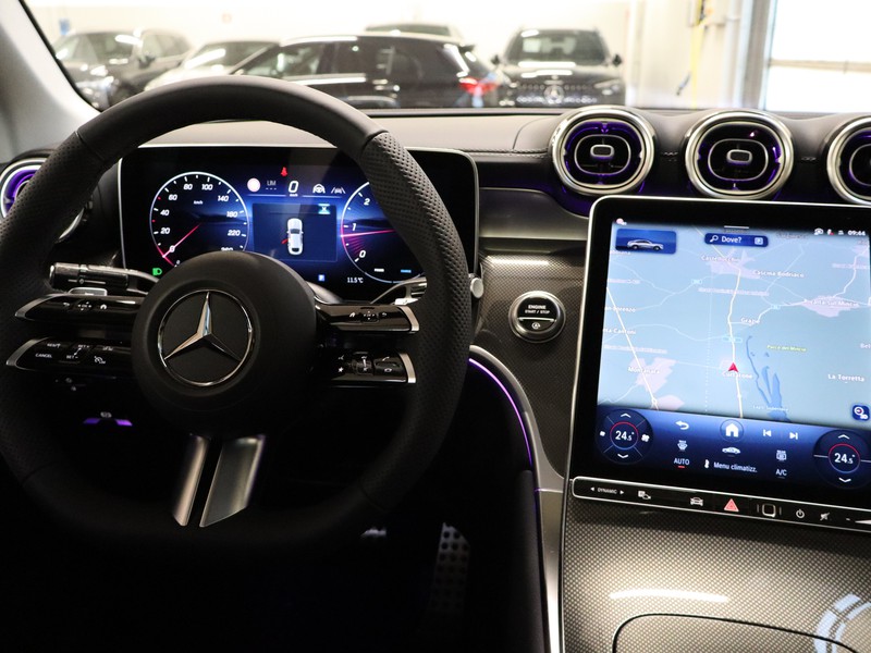 13 - Mercedes GLC coupe 220 d amg line premium 4matic 9g-tronic