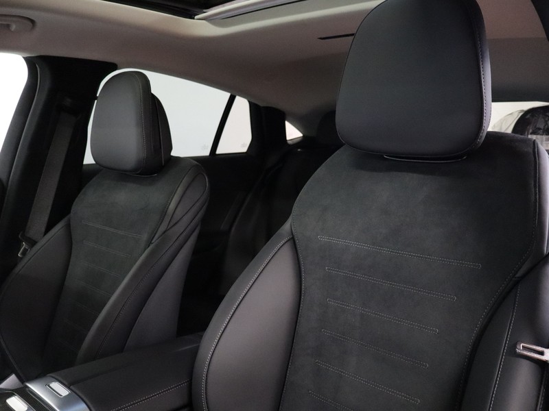 7 - Mercedes GLC coupe 220 d amg line premium 4matic 9g-tronic