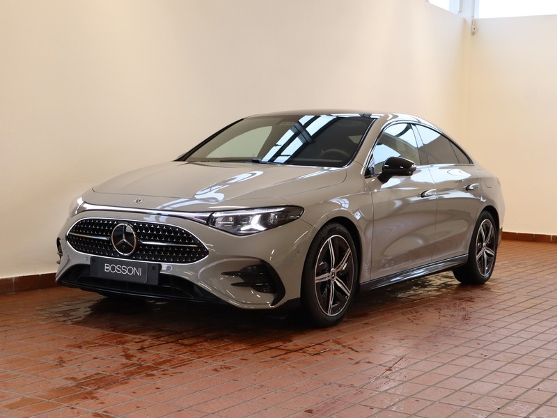 1 - Mercedes CLA 200 premium 4matic auto