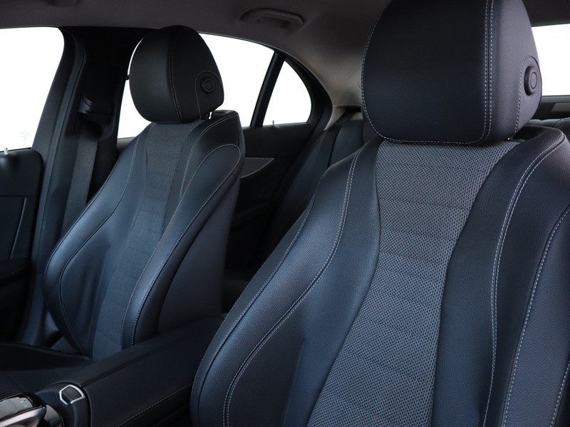 7 - Mercedes Classe E berlina 220 d business sport 4matic 9g-tronic plus