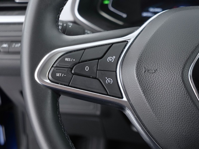 25 - Renault Captur 1.6 e-tech hybrid intens auto 145cv