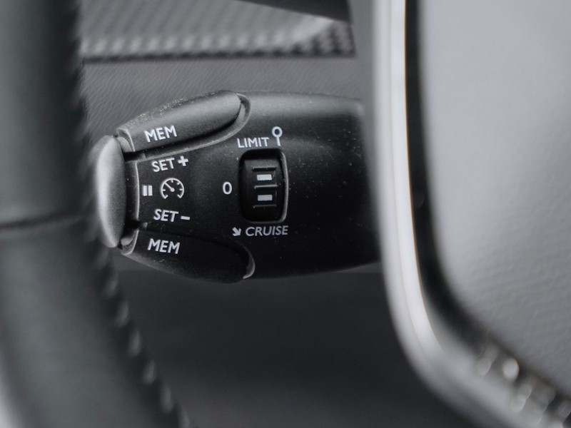 25 - Peugeot 208 5 porte 1.2 puretech 75cv active pack s&s