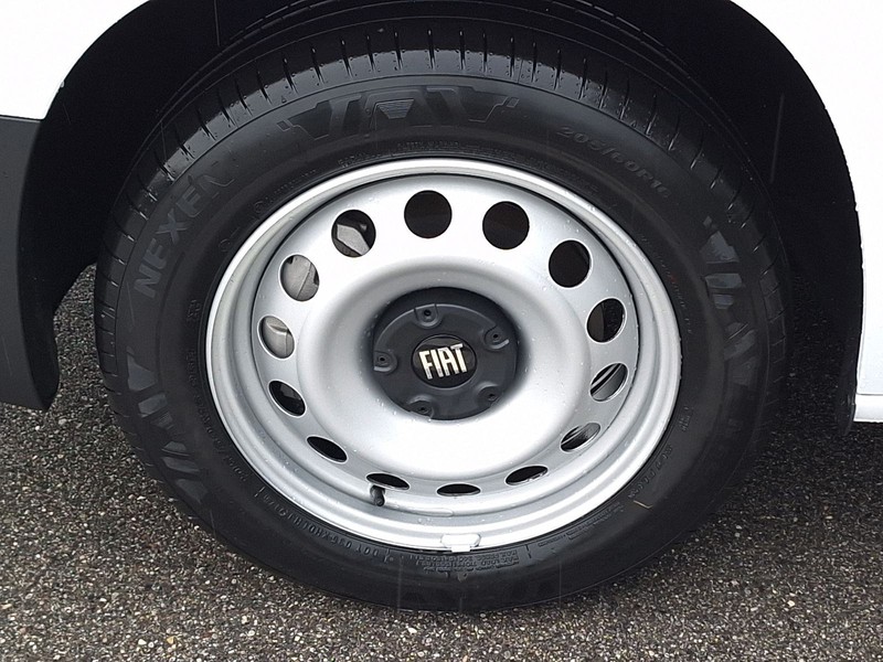 13 - Fiat Professional Doblò van m 1.5 diesel 130cv