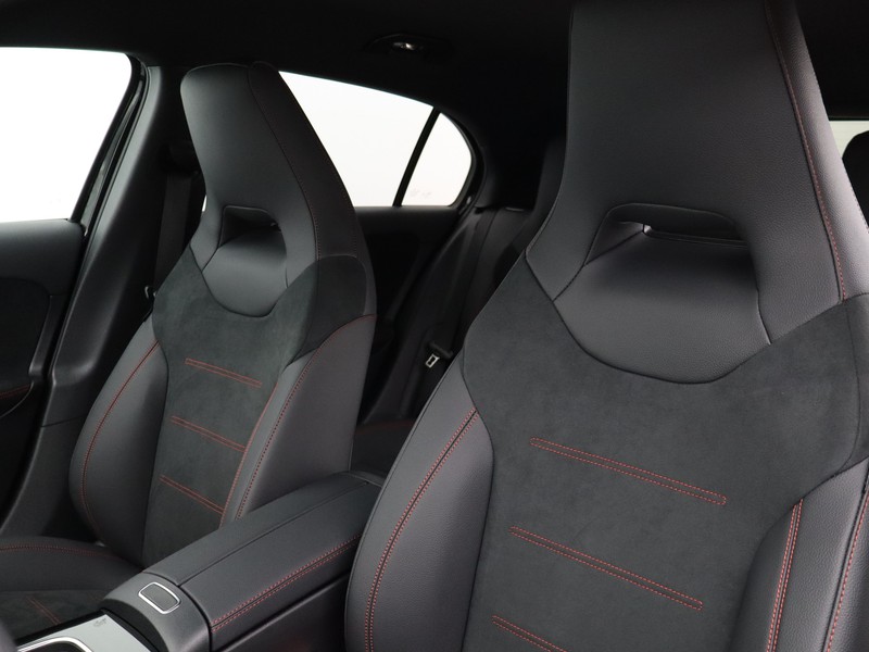 7 - Mercedes Classe A 180 d amg line premium speedshift dct amg 8g