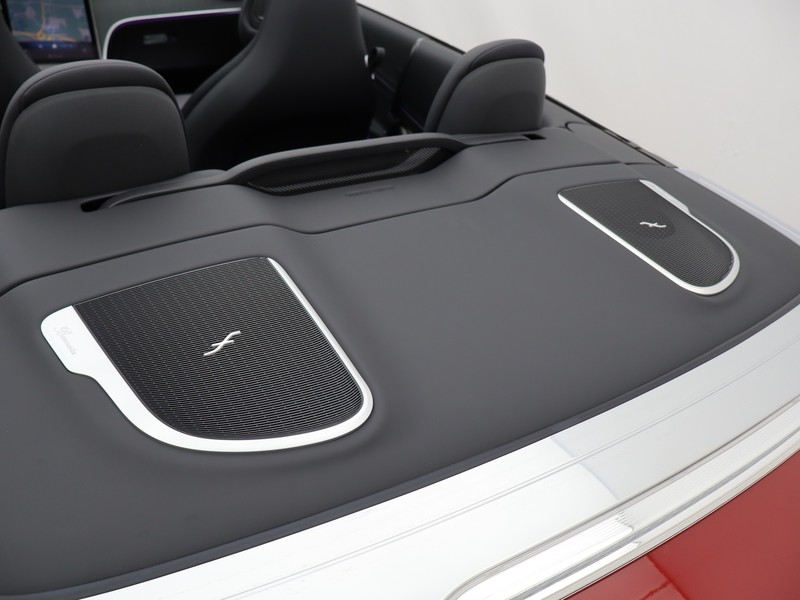 19 - Mercedes CLE cabrio 300 amg line premium plus 4matic 9g-tronic plus