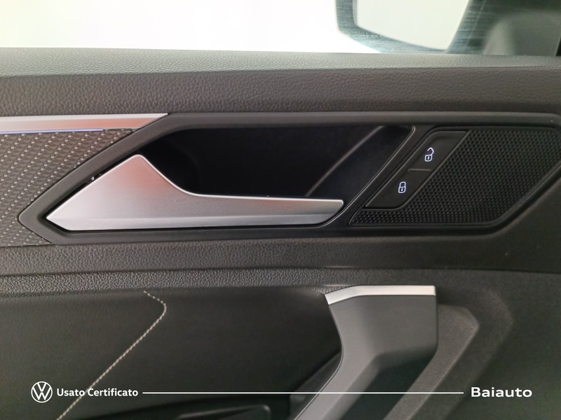 19 - Volkswagen Tiguan 1.5 tsi act 150cv r-line dsg