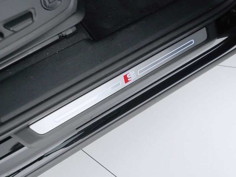 19 - Audi Q3 sportback 35 1.5 tfsi evo2 s line edition s tronic