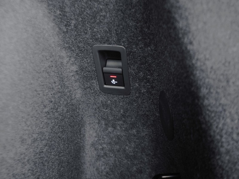 37 - Audi Q3 sportback 35 1.5 tfsi evo2 s line edition s tronic