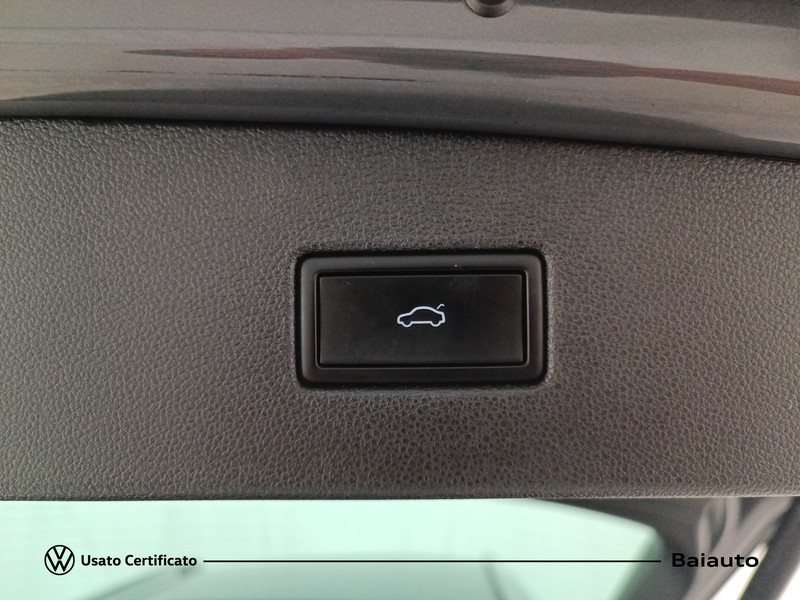 31 - Volkswagen Tiguan 1.5 tsi act 150cv elegance dsg