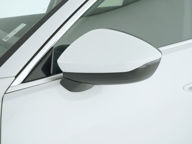 37 - Audi A5 avant 2.0 tdi mhev+ 204cv business advanced