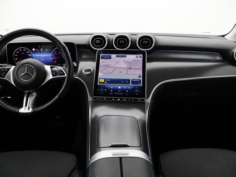 13 - Mercedes GLC suv 220 d amg advanced 4matic 9g-tronic