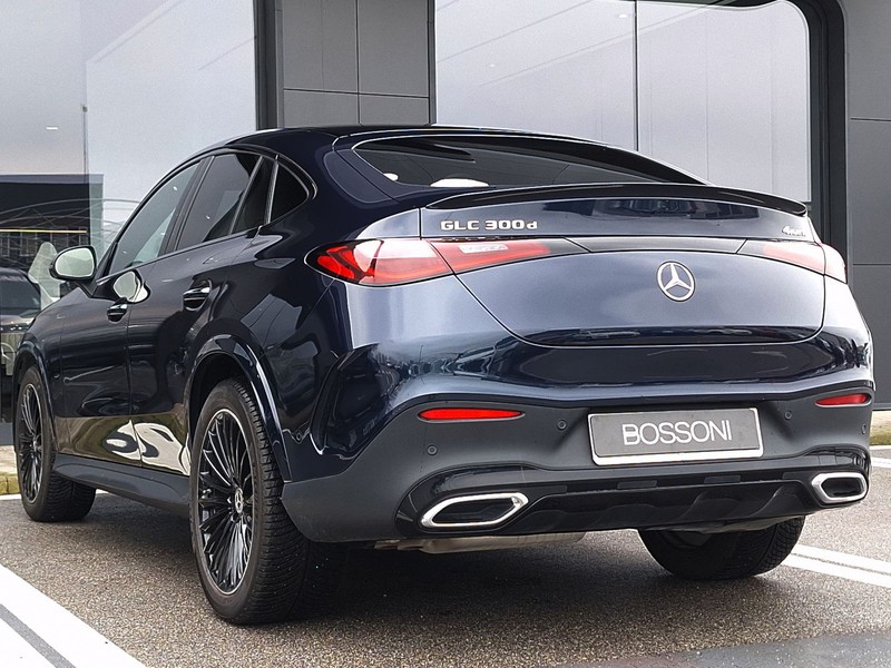 7 - Mercedes GLC coupe 300 d amg line premium 4matic 9g-tronic