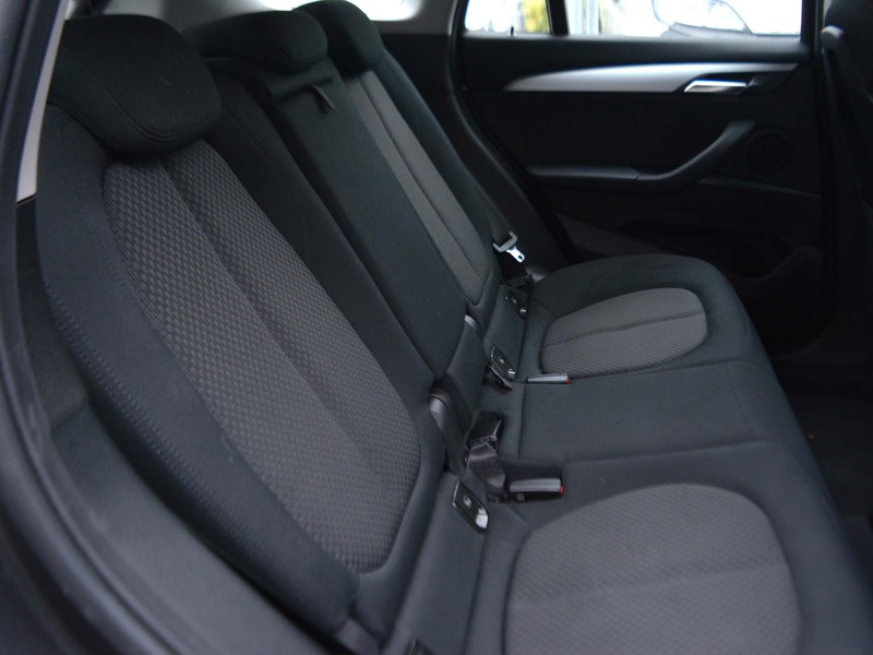 7 - BMW X1 25e xdrive business advantage steptronic