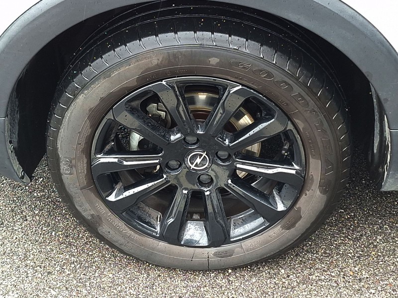 13 - Opel Crossland 1.5 ecotec 110cv gs line