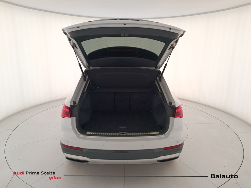 31 - Audi Q3 35 2.0 tdi business advanced s tronic