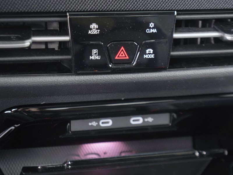 25 - Volkswagen Golf 2.0 tsi 333cv r 4motion dsg