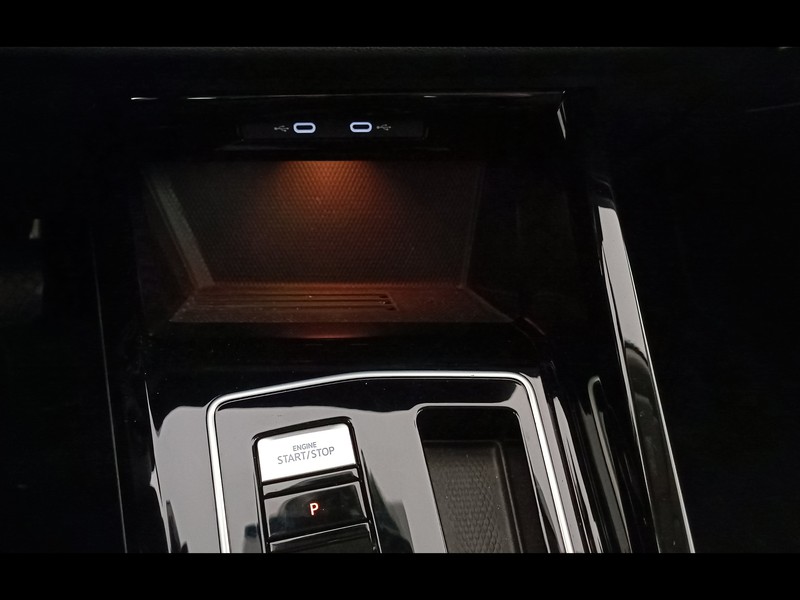 31 - Volkswagen Golf 2.0 tdi scr 150cv style dsg