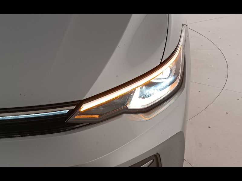 43 - Volkswagen Golf 2.0 tdi scr 150cv style dsg