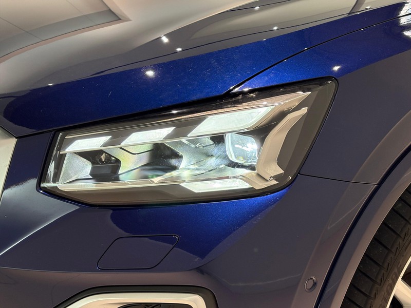 25 - Audi Q2 35 1.5 tfsi s line edition s tronic