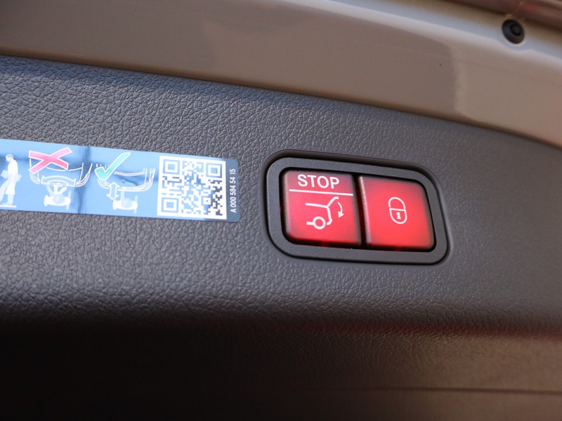 19 - Mercedes GLC suv 220 d amg line premium 4matic 9g-tronic