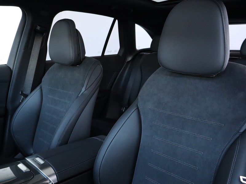 7 - Mercedes GLC suv 300 d amg line premium 4matic 9g-tronic