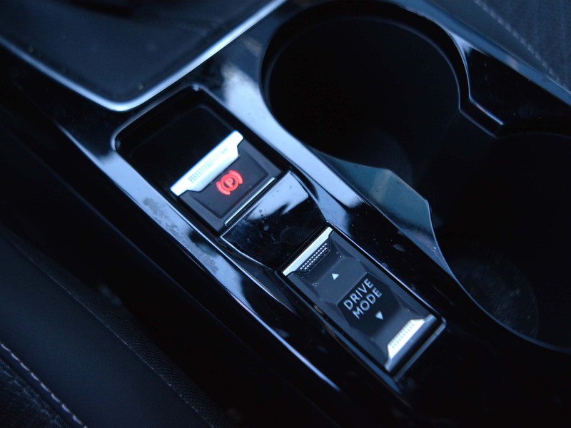 19 - Peugeot 2008 1.2 puretech 100cv allure s&s