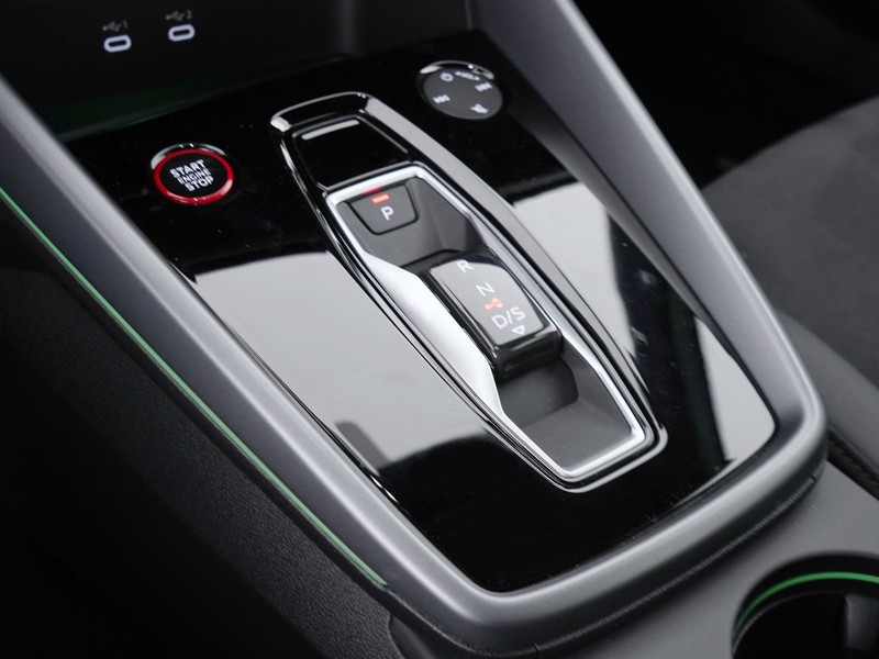 25 - Audi RS3 sportback 2.5 tfsi quattro