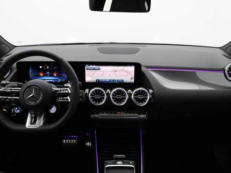 13 - AMG GLA amg 35 premium amg 4matic 8g-dct