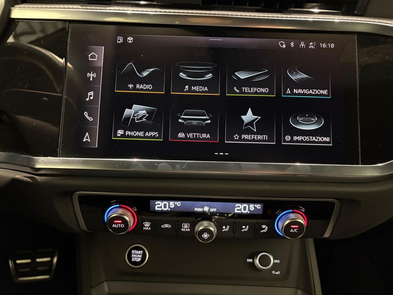 19 - Audi Q3 sportback 35 2.0 tdi s line edition s tronic