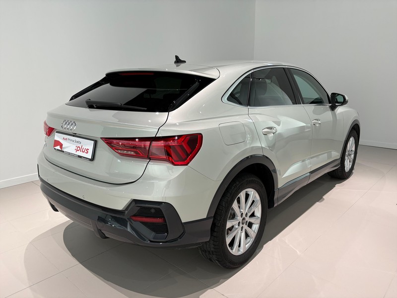 7 - Audi Q3 sportback 35 2.0 tdi business plus s tronic