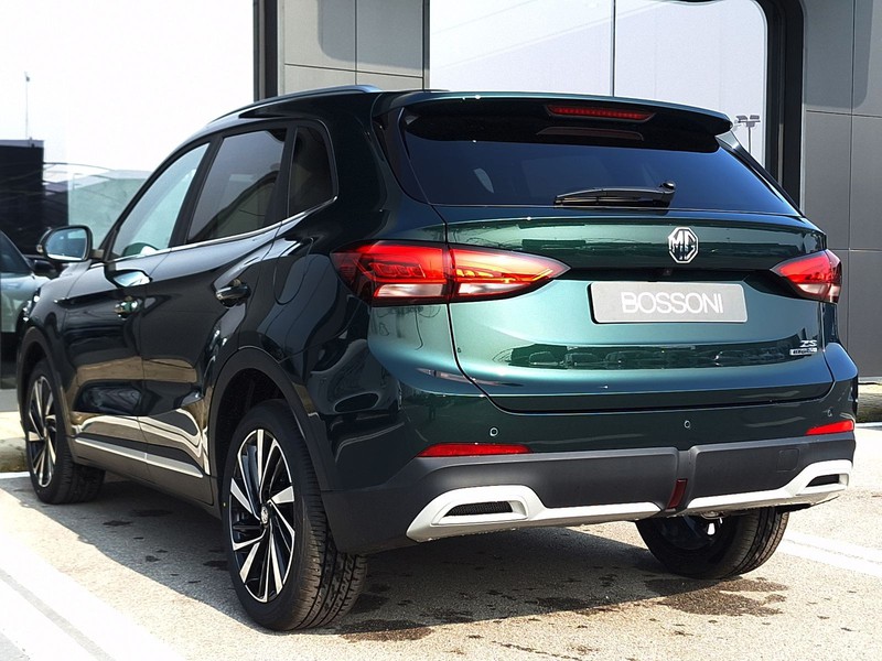 7 - Mg ZS 1.5 hybrid+ luxury auto