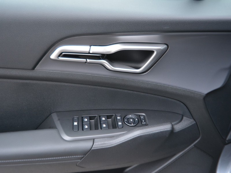 13 - Kia Sportage 1.6 crdi mhev style dct7