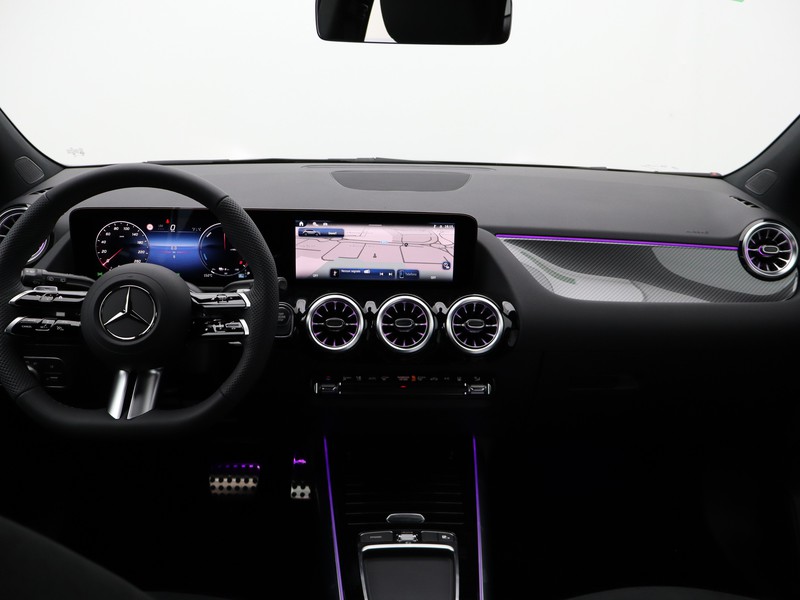 13 - Mercedes GLA 250 e plug-in-hybrid amg line extra 8g-dct