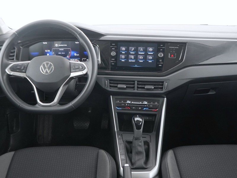 7 - Volkswagen Polo 1.0 tsi 95cv life dsg