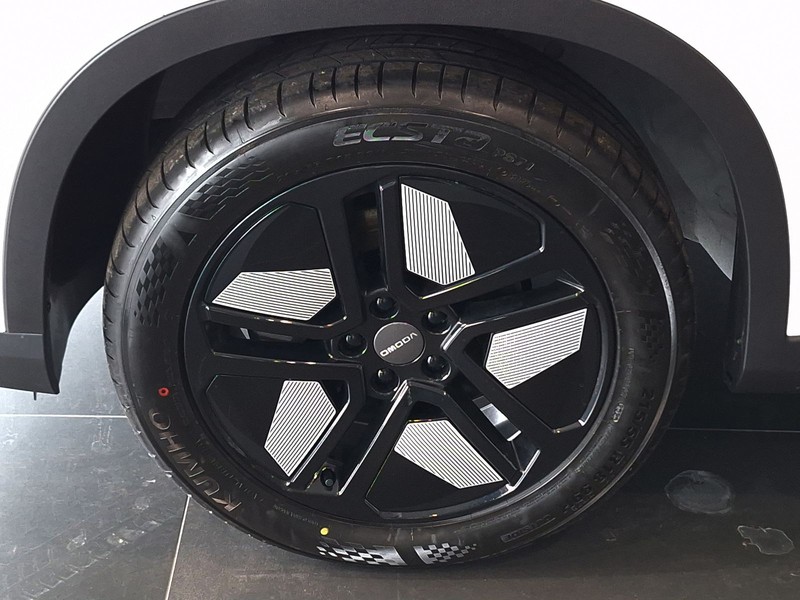 13 - Omoda 5 1.6 tgdi premium 7dct