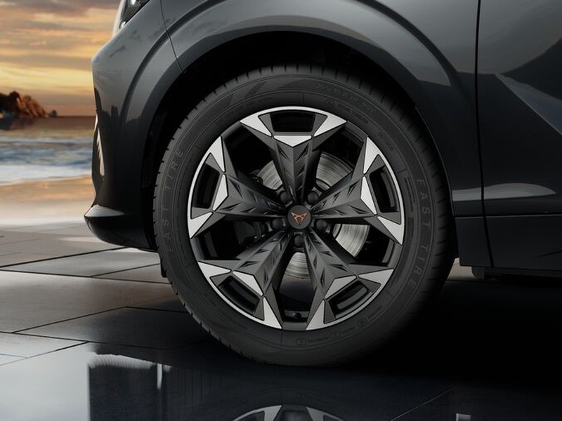 7 - Cupra Terramar 1.5 hybrid 150cv