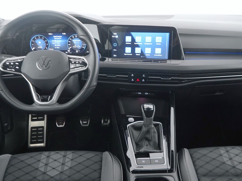 7 - Volkswagen Golf 1.5 tsi evo act 150cv r-line