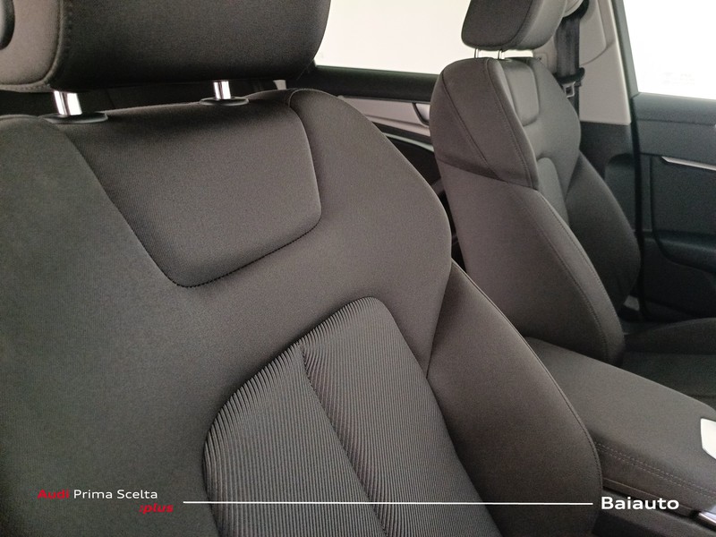 13 - Audi A6 avant 40 2.0 tdi mhev 12v s line edition quattro ultra s tronic