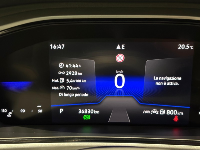 25 - Volkswagen T-Roc 2.0 tdi scr 150cv life dsg