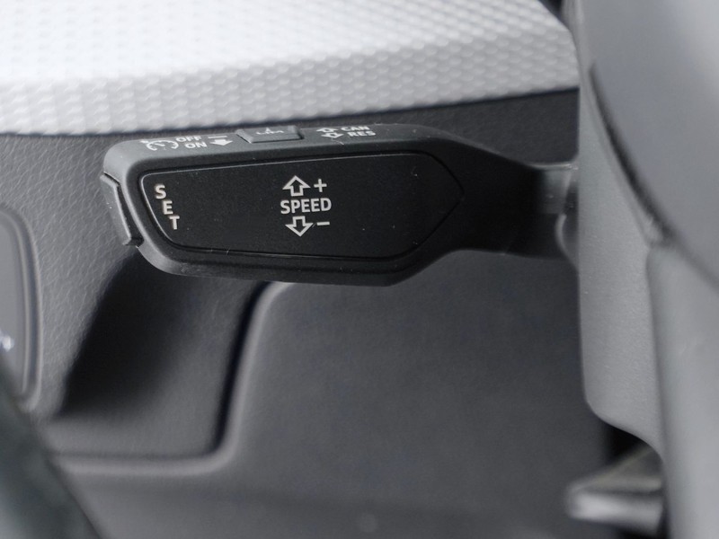 25 - Audi Q2 30 2.0 tdi admired advanced s tronic