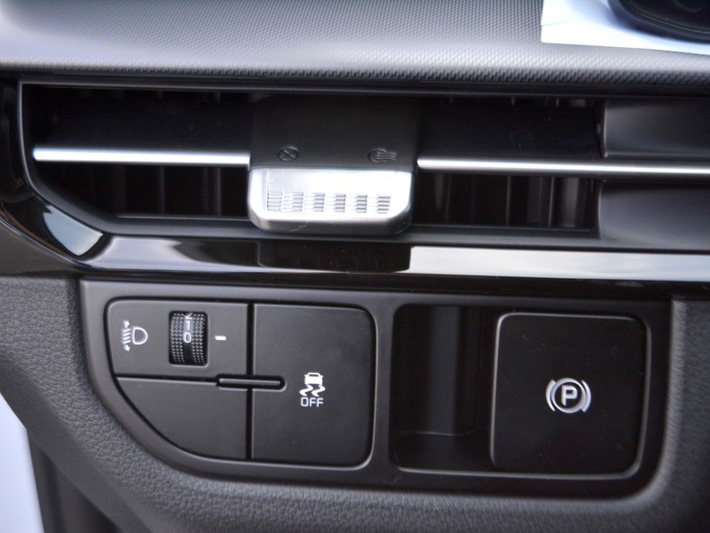 19 - Kia Sportage 1.6 crdi mhev style dct7