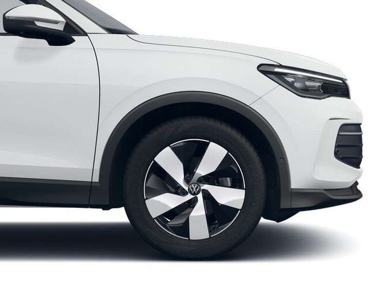 7 - Volkswagen Tiguan 1.5 etsi act 150cv edition plus dsg