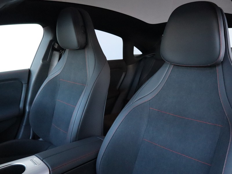 7 - Mercedes CLA 200 advanced plus auto